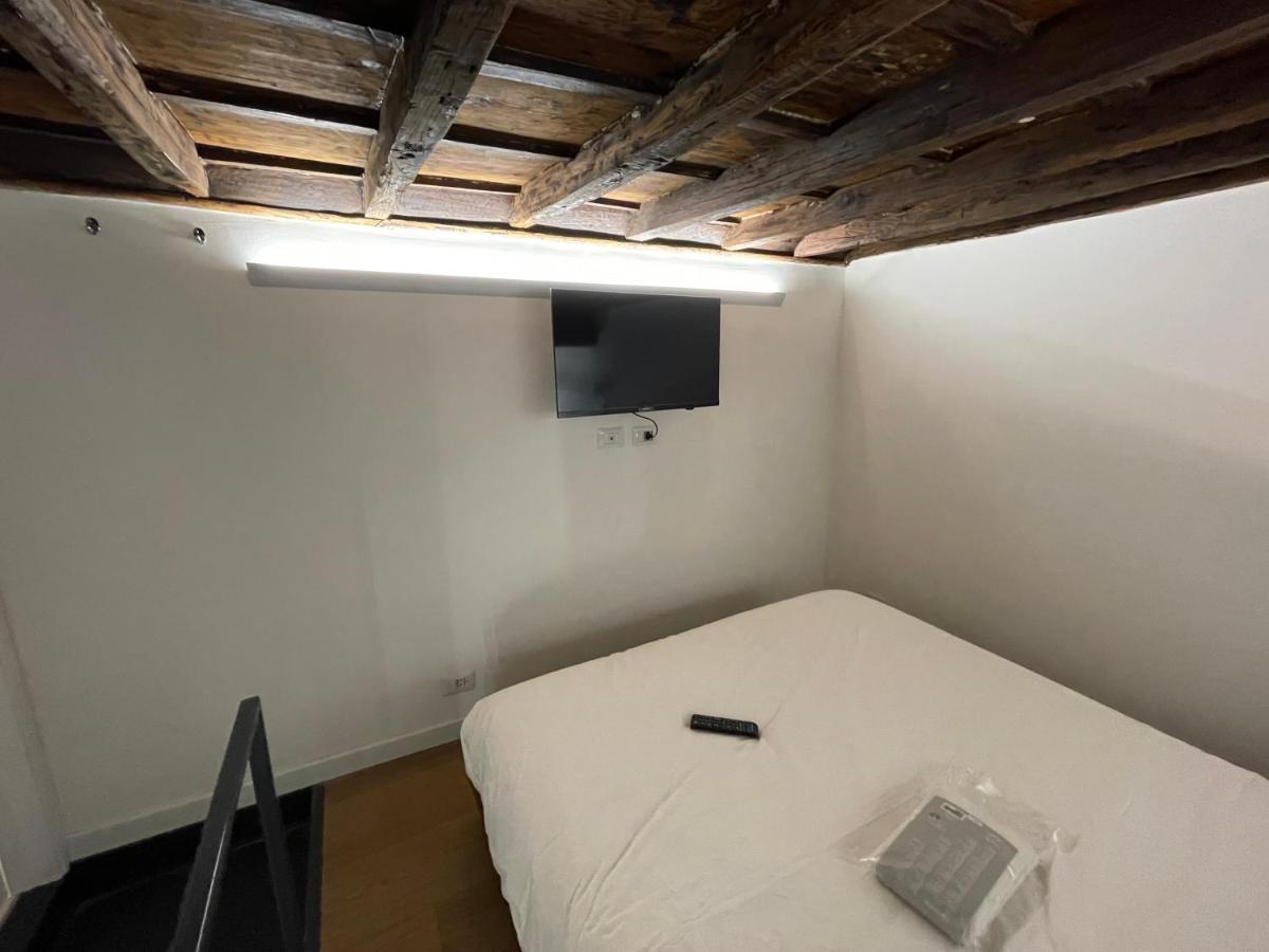 Casa Cappellari Design Studio A Campo De' Fiori Rzym Zewnętrze zdjęcie