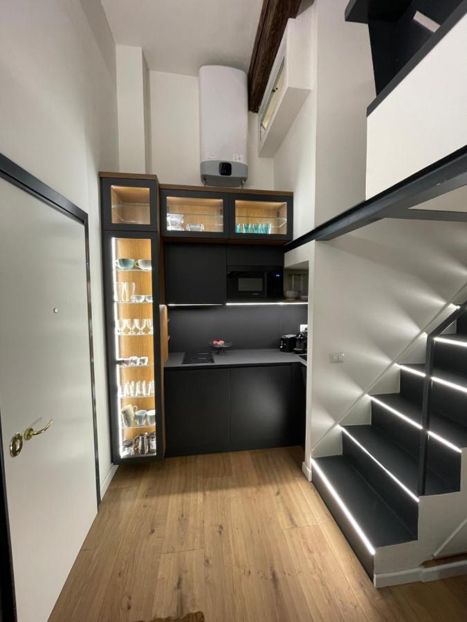 Casa Cappellari Design Studio A Campo De' Fiori Rzym Zewnętrze zdjęcie
